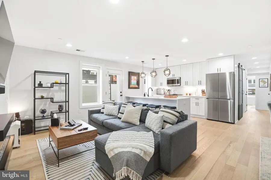 616 Quebec Pl Nw #1, Washington, DC 20010 - Image #2