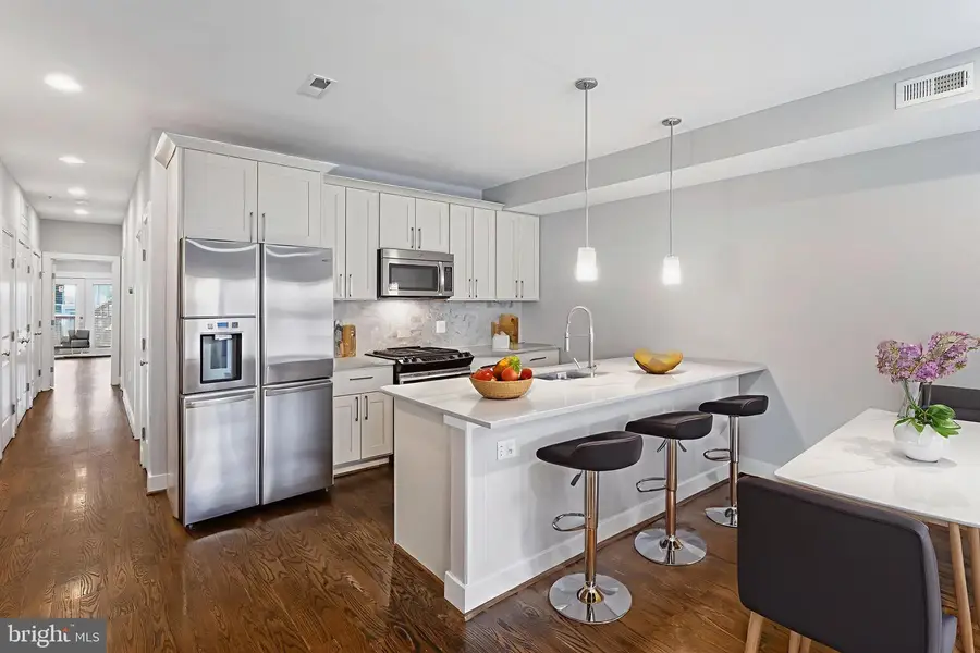 1221 Kenyon St Nw #2, Washington, DC 20010 - Image #2