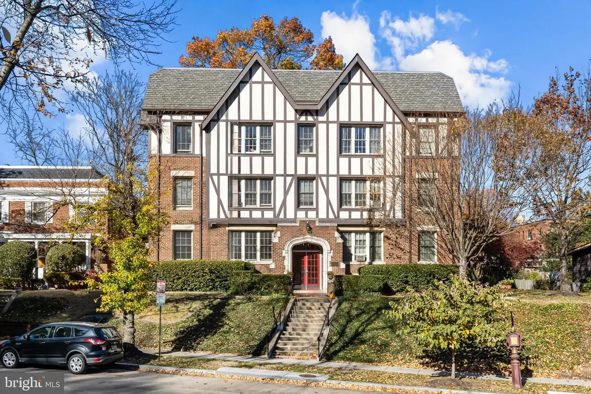 3001 Porter St Nw #100, Washington, DC 20008 - Image #1