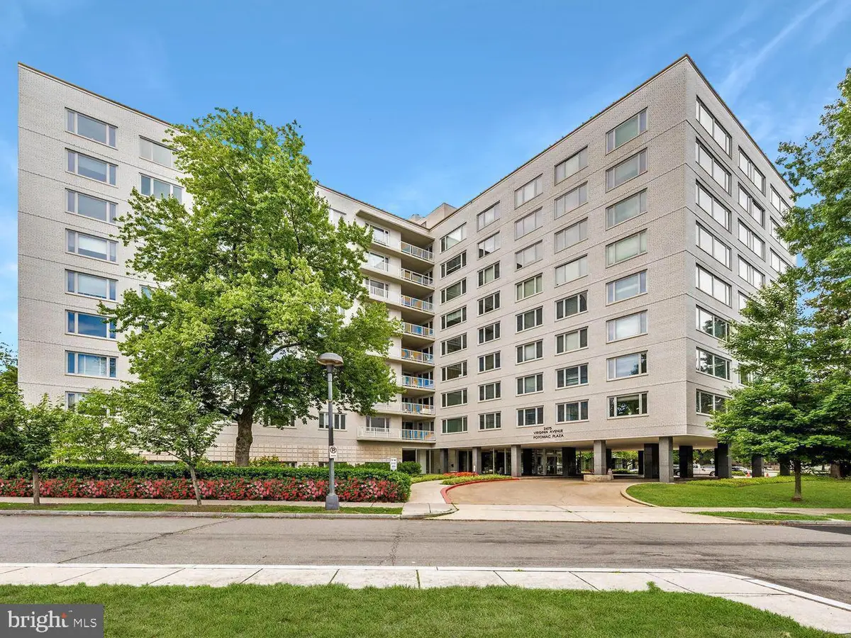 2475 Virginia Ave Nw #429, Washington, DC 20037 - Image #1