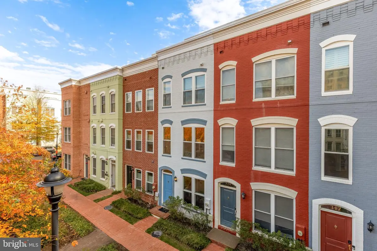 351 L St Se, Washington, DC 20003 - Image #1