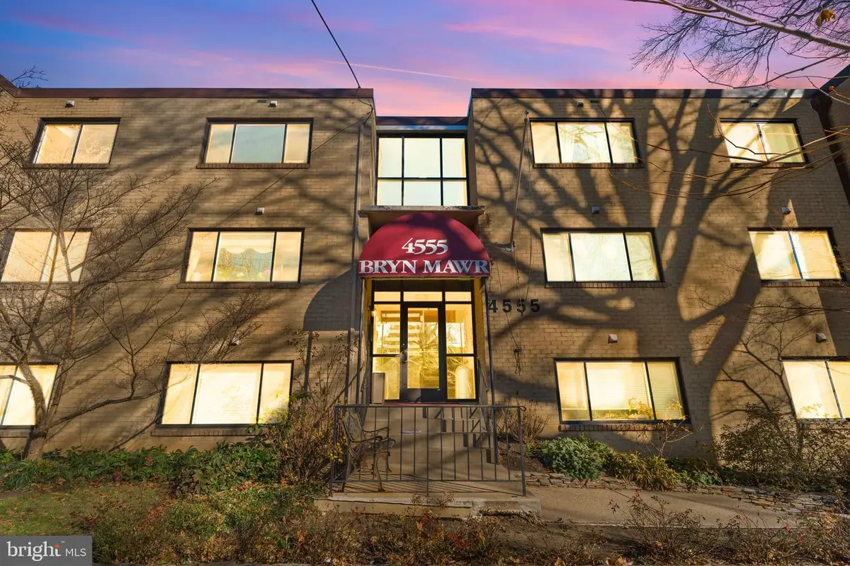 4555 Macarthur Blvd Nw #202, Washington, DC 20007 - Image #1