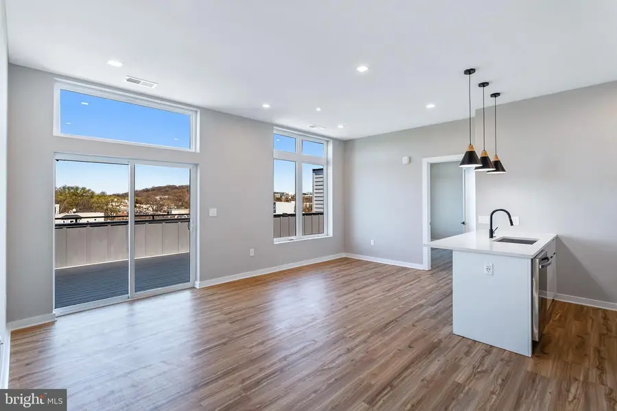 1358 Florida Ave Ne #ph-2, Washington, DC 20002 - #2