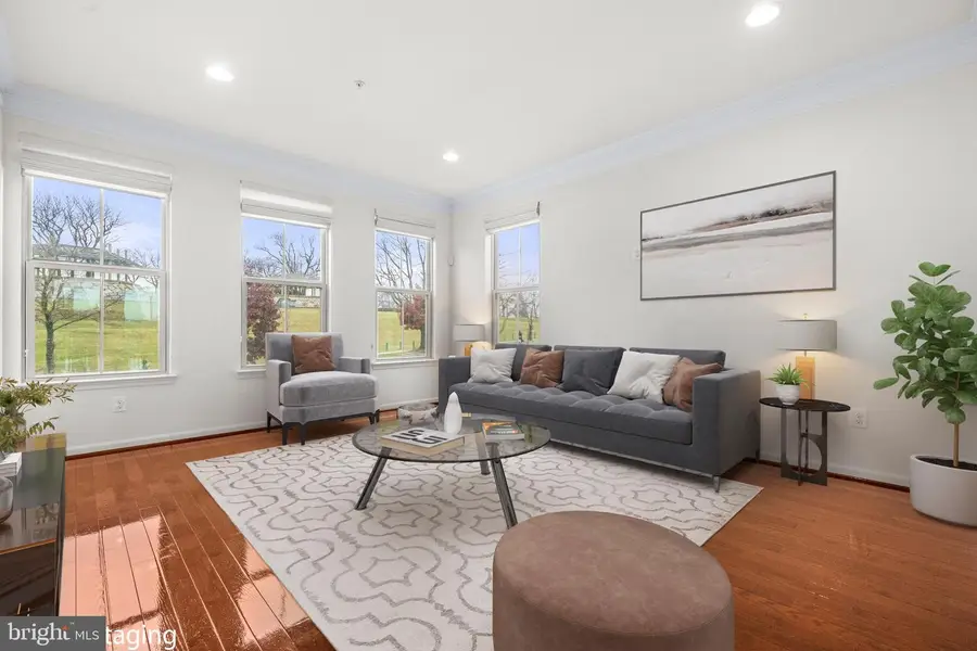 3139 Fort Lincoln Dr Ne, Washington, DC 20018 - Image #2