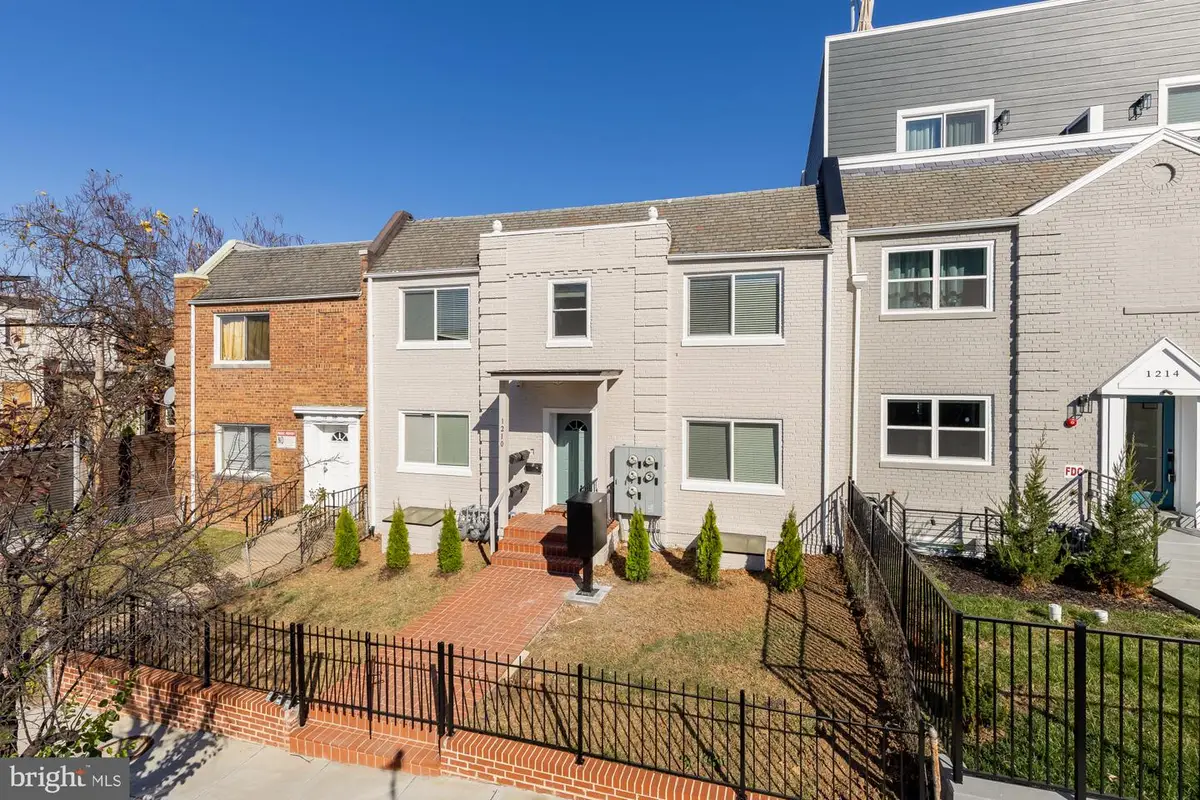 1210 Meigs Pl Ne, Washington, DC 20002 - Image #1