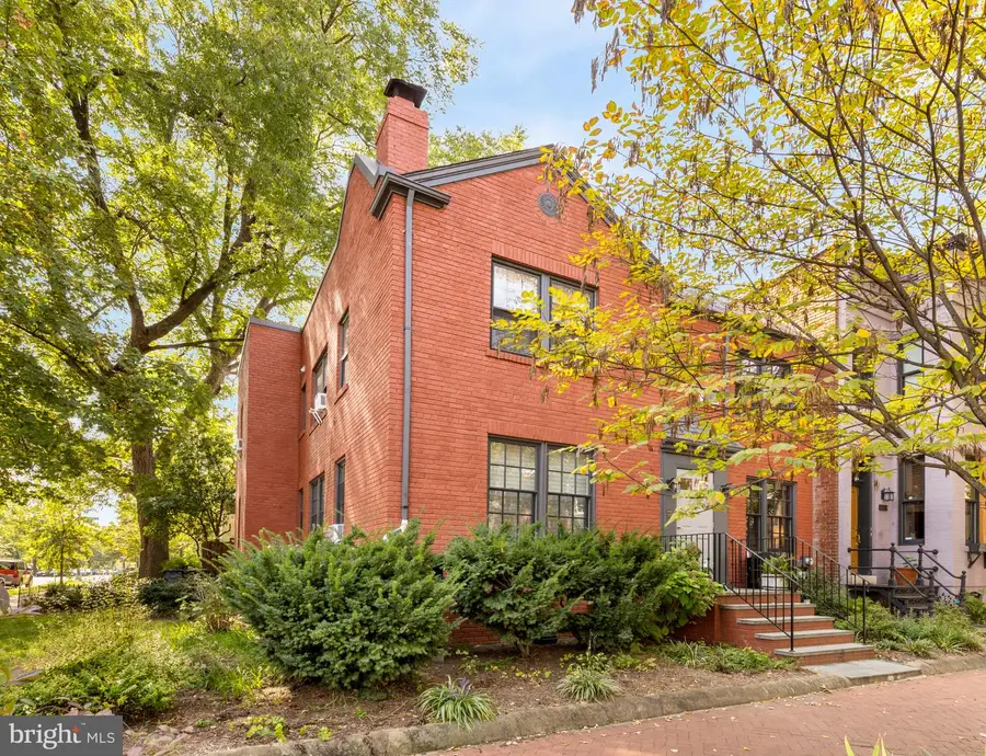 1127 C St Se #2, Washington, DC 20003 - Image #3