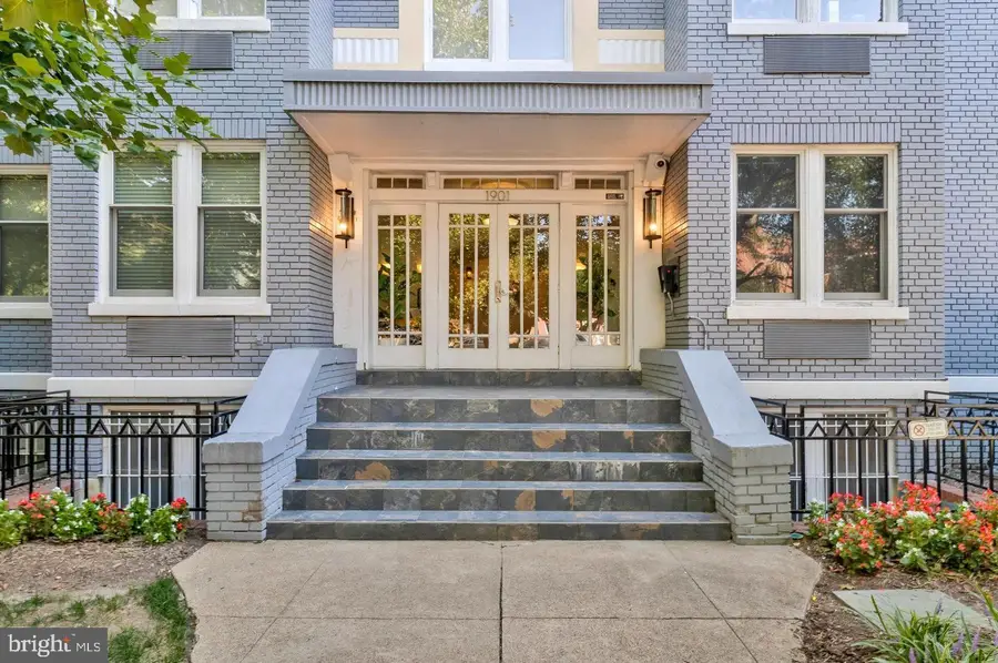 1901 16th St Nw #11, Washington, DC 20009 - Image #2