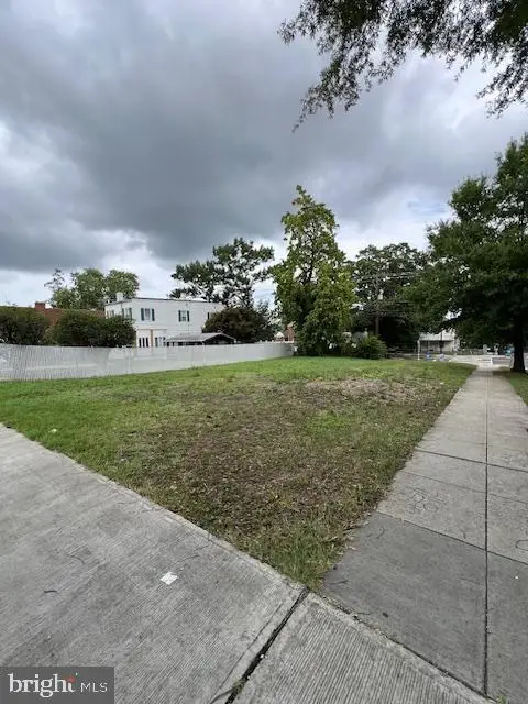 Sheriff Rd Ne, WASHINGTON, DC 20019