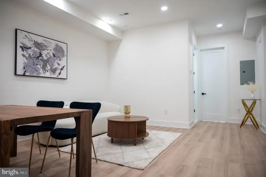 2105 M St Ne #10, Washington, DC 20002 - #2