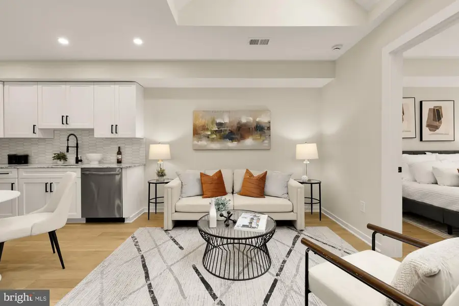 2606 41st St Nw #five, Washington, DC 20007 - Image #2