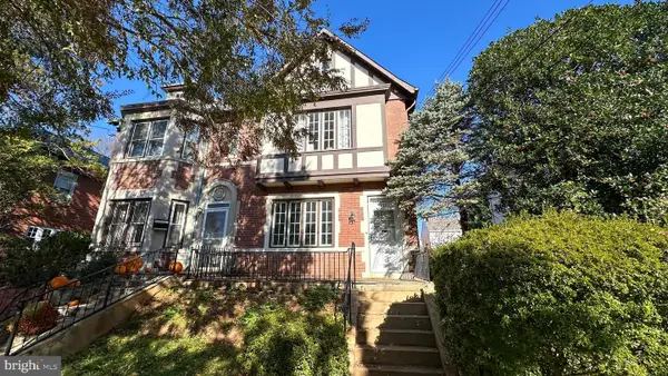 4421 Fessenden St Nw, WASHINGTON, DC 20016