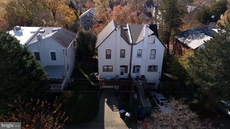 4421 Fessenden St Nw, Washington, DC 20016 - Image #2