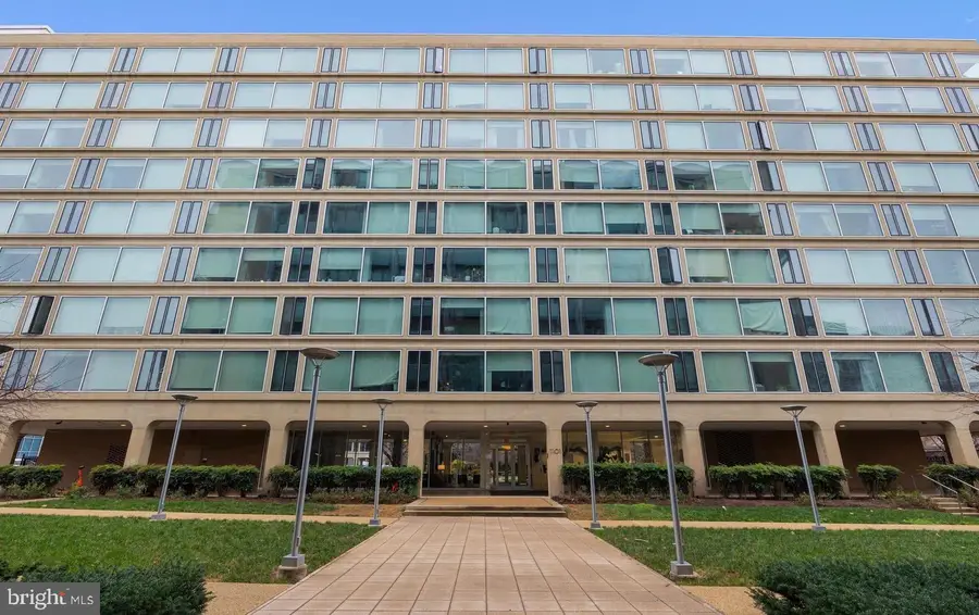 1101 3rd St Sw #114, Washington, DC 20024 - Image #2