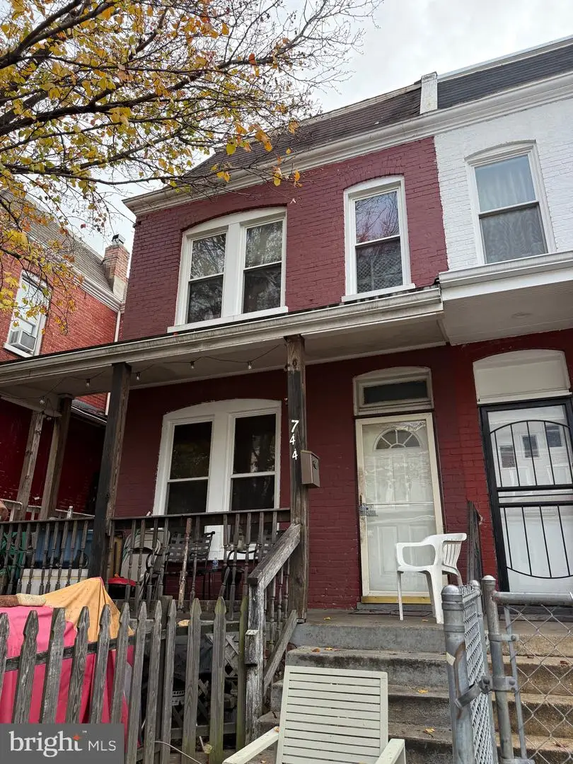 744 Gresham Pl Nw, Washington, DC 20001 - Image #3