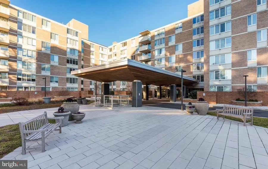 2939 Van Ness St Nw #336, Washington, DC 20008 - Image #2