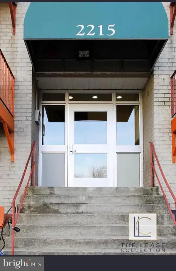 2215 Hunter Pl Se #303, WASHINGTON, DC 20020