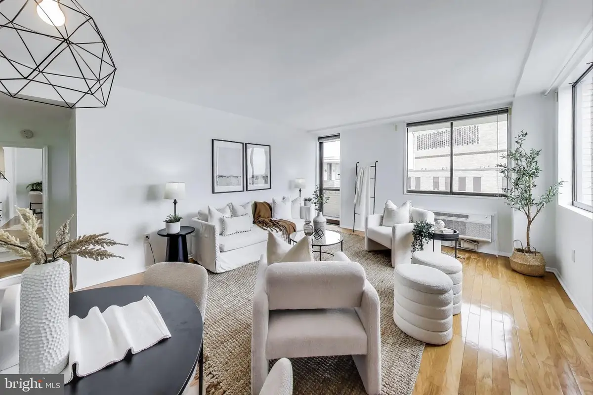 1325 18th St Nw #1009, Washington, DC 20036 - Image #1