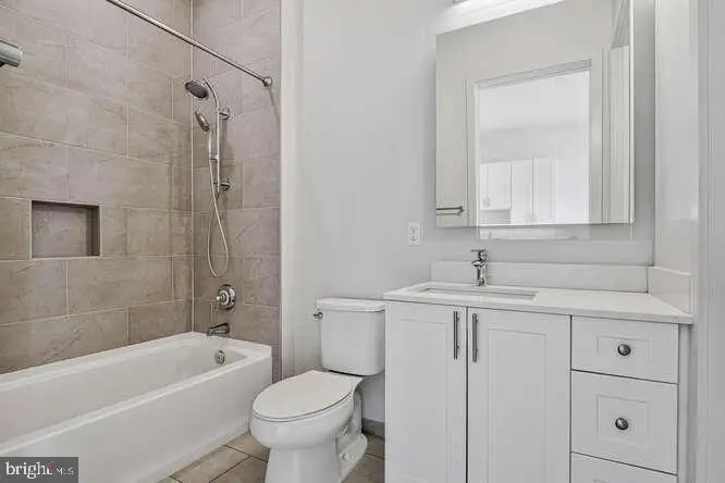6803 Cameron Dr Nw #314, Washington, DC 20012 - Image #2