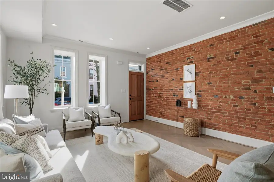 1509 Caroline St Nw, Washington, DC 20009 - Image #3