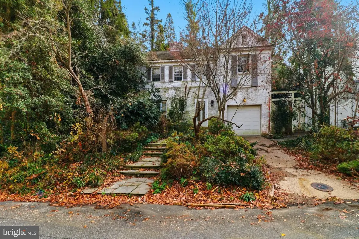 2351 49th St Nw, Washington, DC 20007 - Image #1