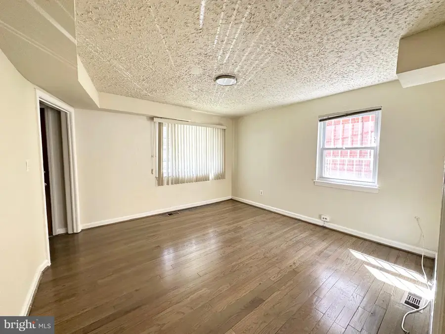 5122 H St Se, Washington, DC 20019 - Image #3