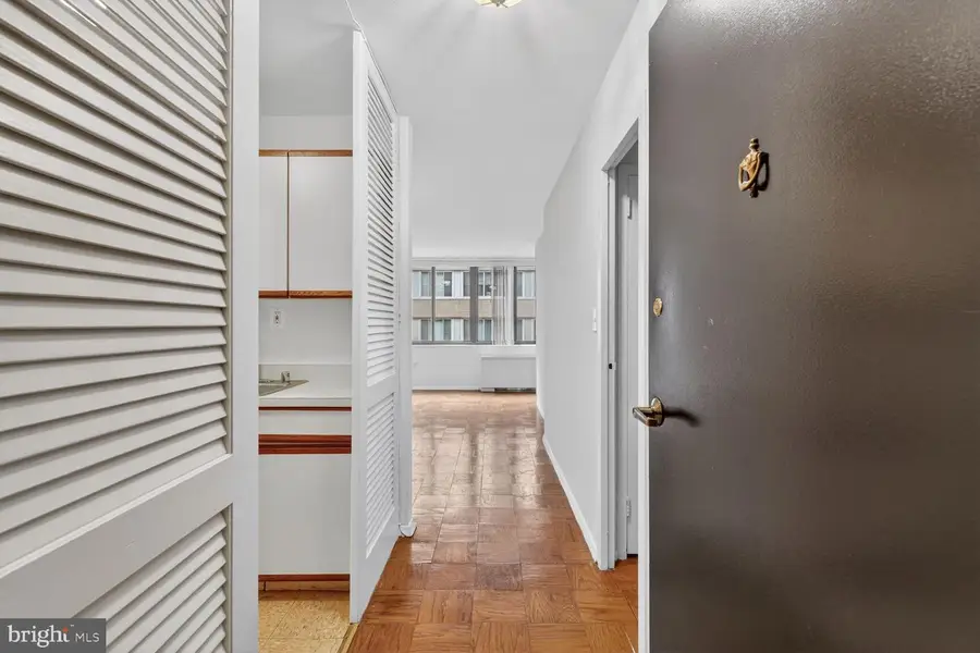 2030 F St Nw #411, Washington, DC 20006 - Image #3