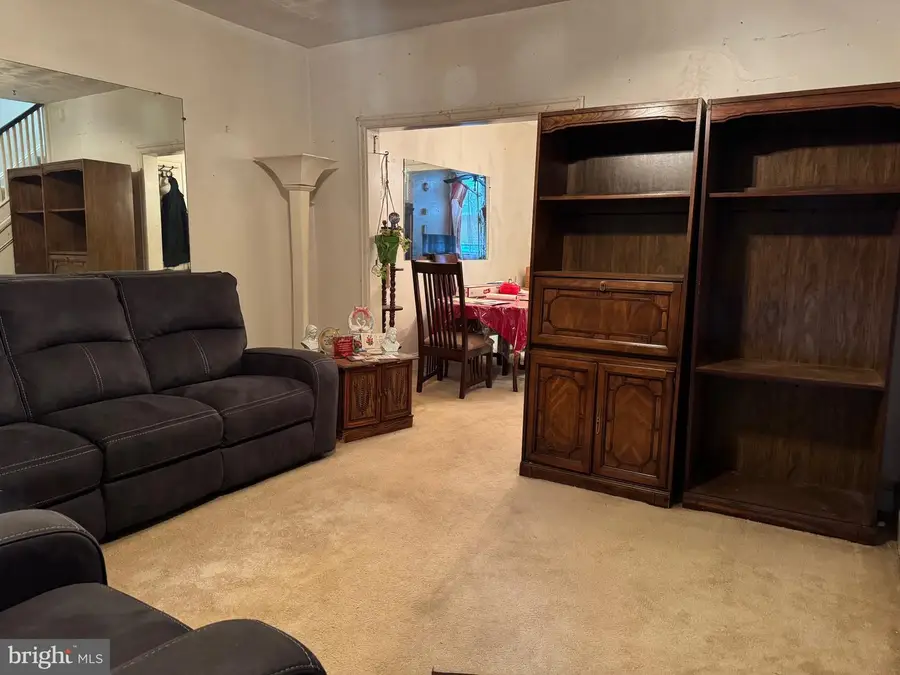 439 Delafield Pl Nw, Washington, DC 20011 - Image #2