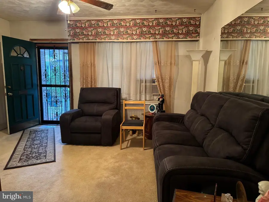 439 Delafield Pl Nw, Washington, DC 20011 - Image #3