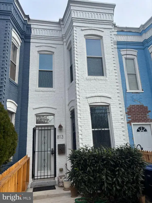 813 12th St Ne, WASHINGTON, DC 20002