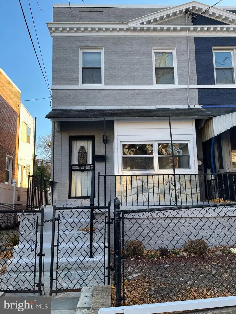 530 Somerset Pl Nw, Washington, DC 20011 - Image #2