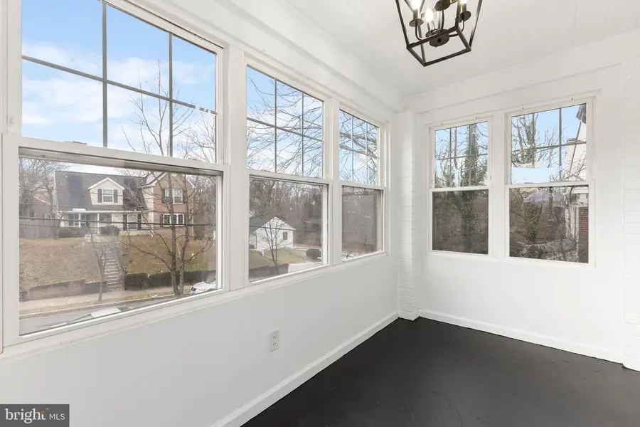 2016 32nd St Se, Washington, DC 20020 - Image #3