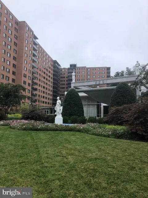 4201 Cathedral Ave Nw #905e, Washington, DC 20016 - Image #1