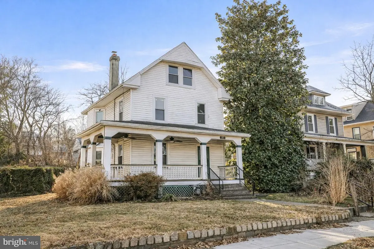 1811 Lawrence St Ne, Washington, DC 20018 - Image #1