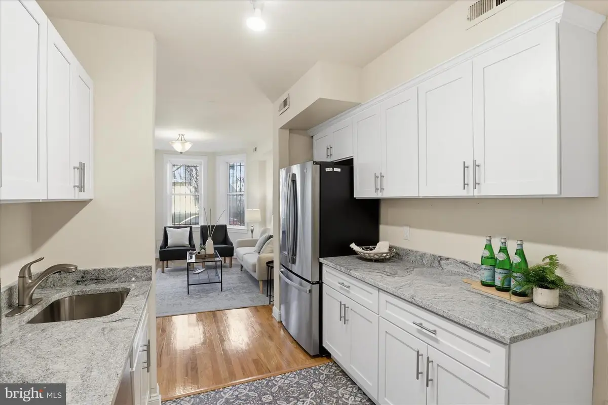 122 Bates St Nw, Washington, DC 20001 - Image #1