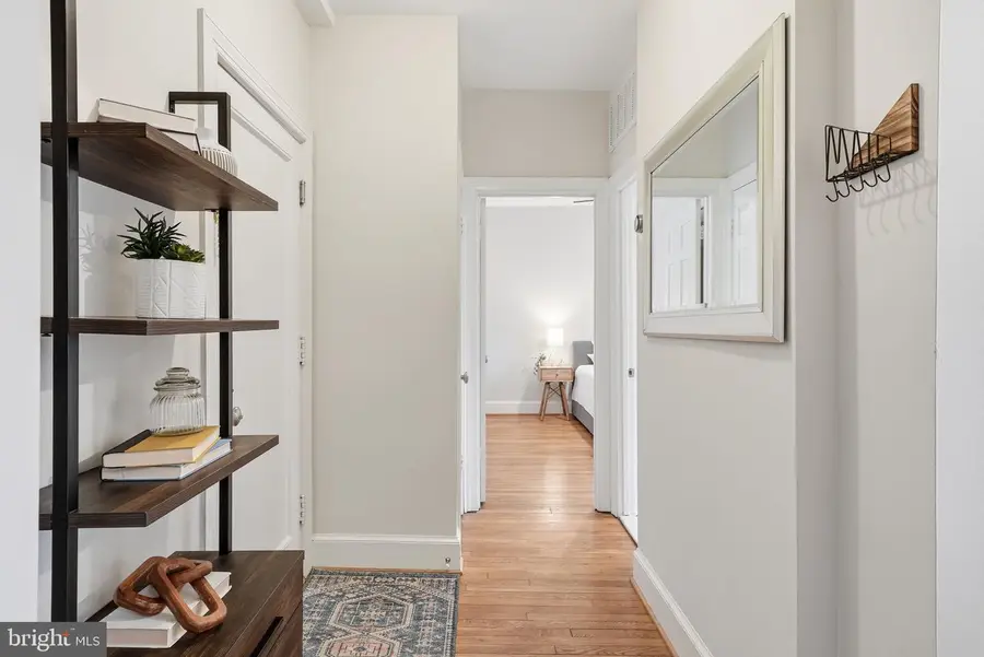 18 9th St Ne #305, Washington, DC 20002 - #3