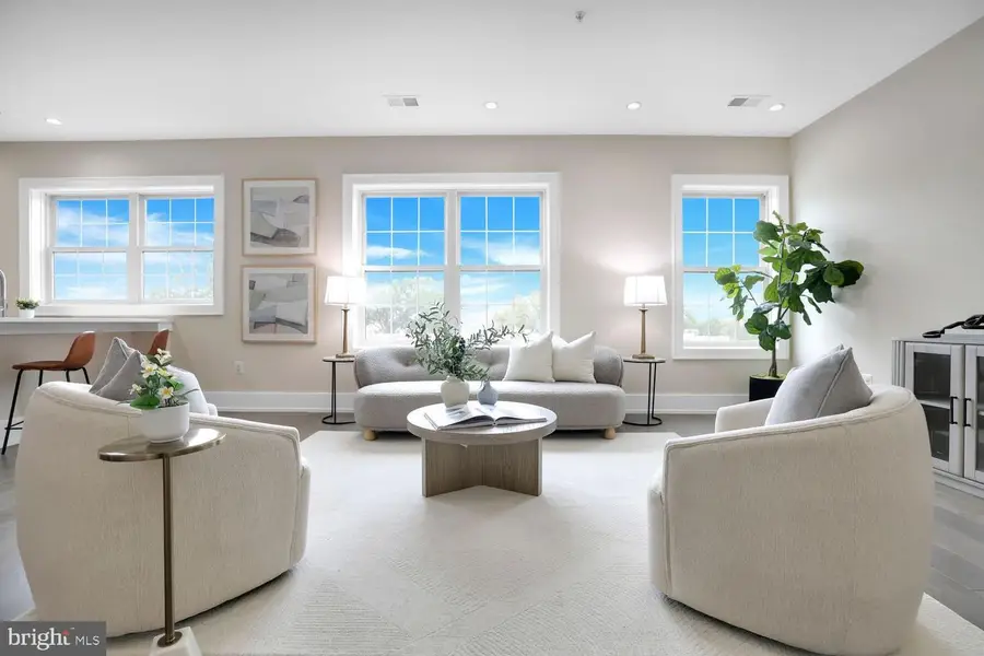 16 17th St Ne #312, Washington, DC 20002 - Image #3