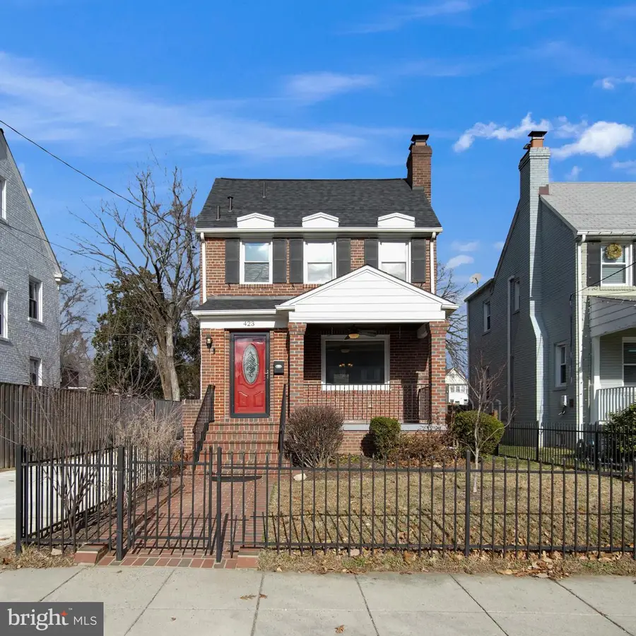 423 Quackenbos St Nw, Washington, DC 20011 - Image #2