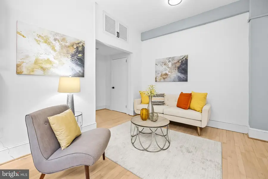 3039 Macomb St Nw #17, Washington, DC 20008 - Image #3