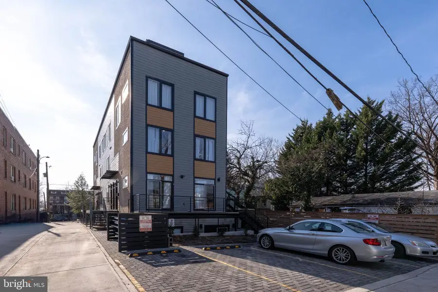 1307 Longfellow St Nw #8, Washington, DC 20011 - Image #3