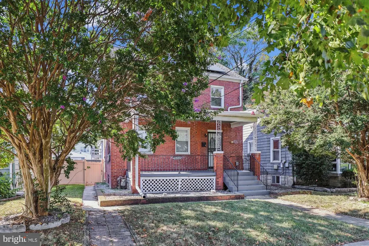 4225 Meade St Ne, Washington, DC 20019 - Image #1