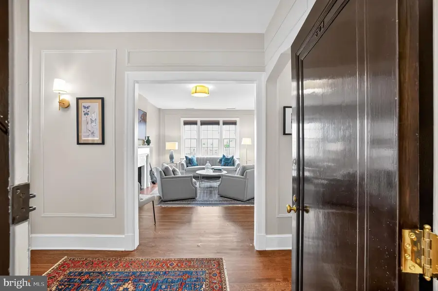 1661 Crescent Pl Nw, Washington, DC 20009 - Image #3