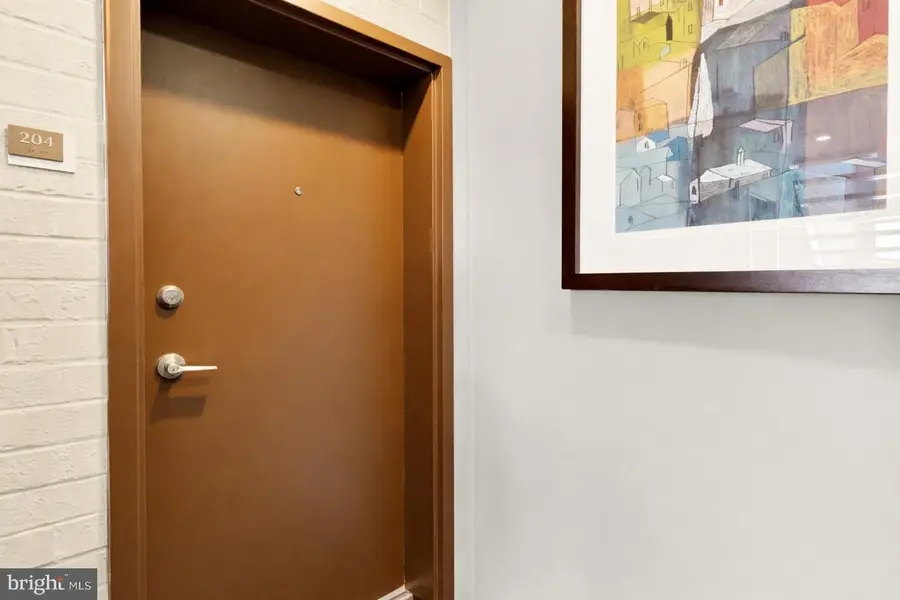 1423 Newton St Nw #204, Washington, DC 20010 - #2