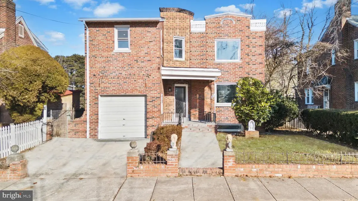 33 Nicholson St Nw, Washington, DC 20011 - Image #1