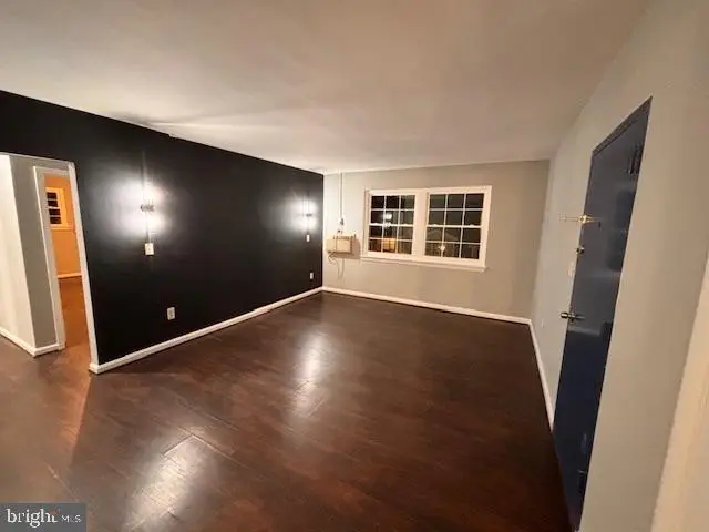 44 49th St Se #302, Washington, DC 20019 - Image #2