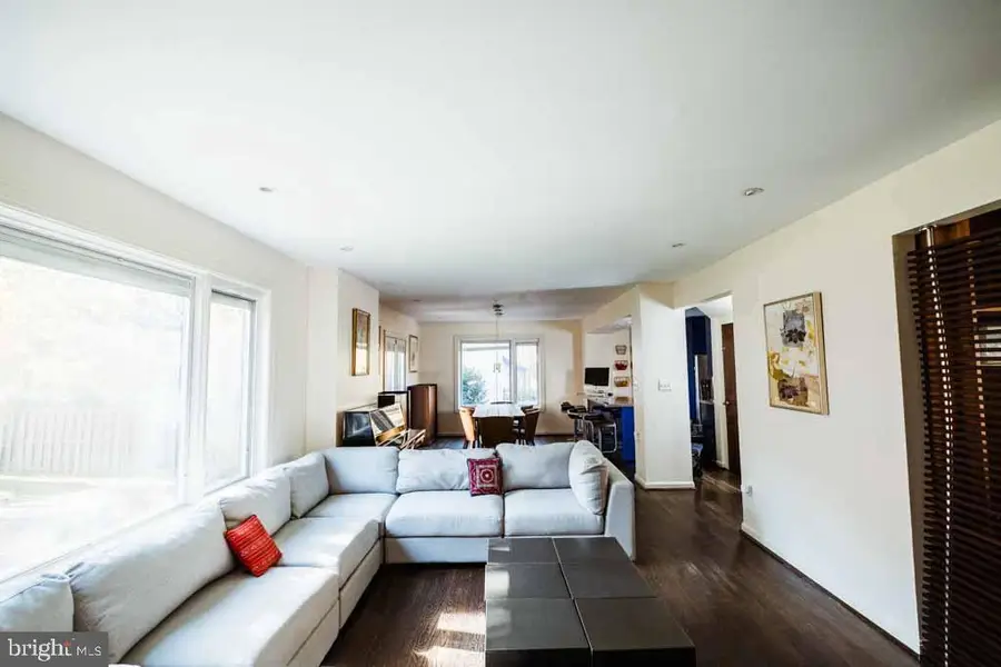 5232 Macomb St Nw, Washington, DC 20016 - Image #3