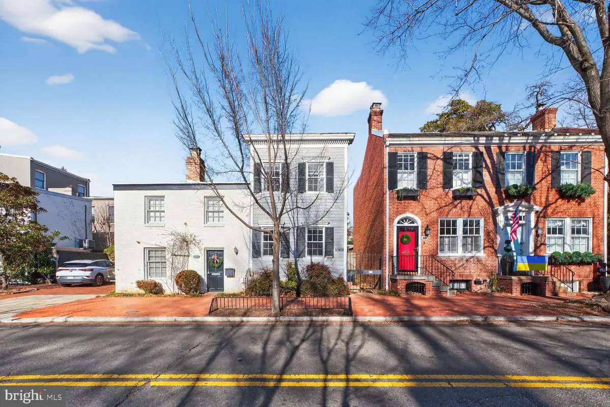 3421 Reservoir Rd Nw, Washington, DC 20007 - Image #1