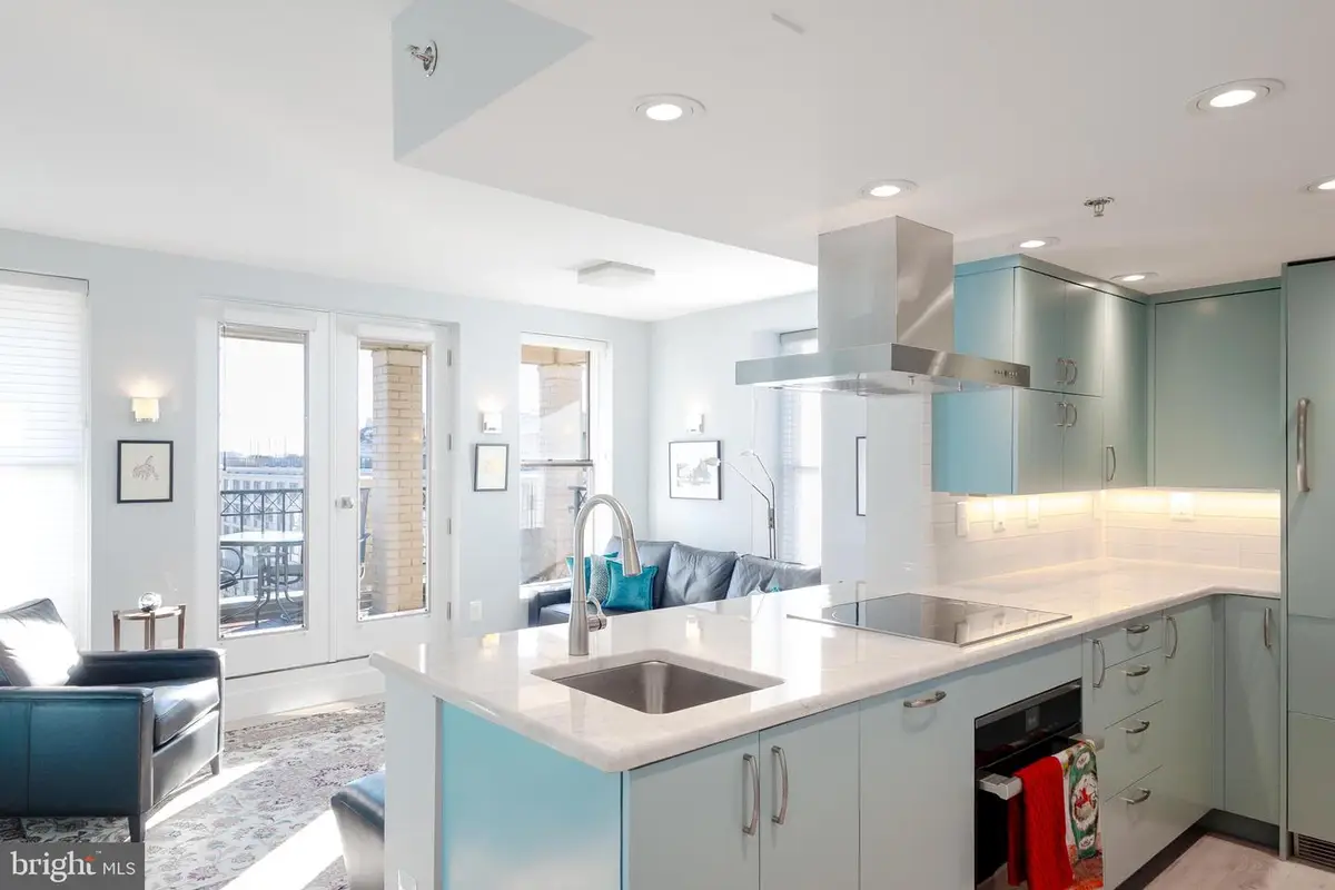 601 Pennsylvania Ave Nw #1407, Washington, DC 20004 - Image #1