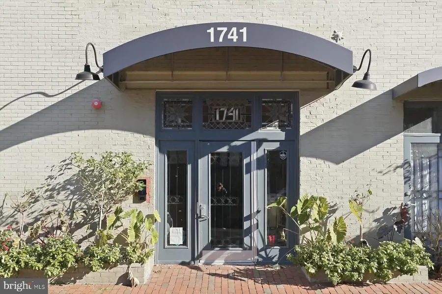 1741 Johnson Ave Nw #302, Washington, DC 20009 - Image #3