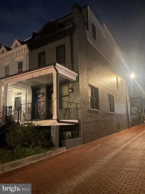 724 Nw Taylor St Nw #1, Washington, DC 20011 - Image #1