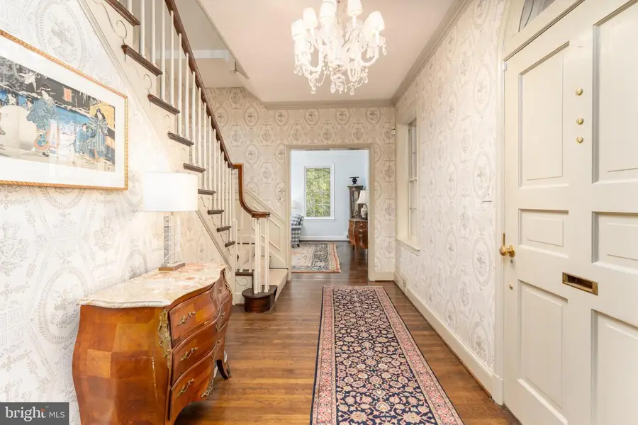 4920 Palisade Ln Nw, Washington, DC 20016 - Image #2